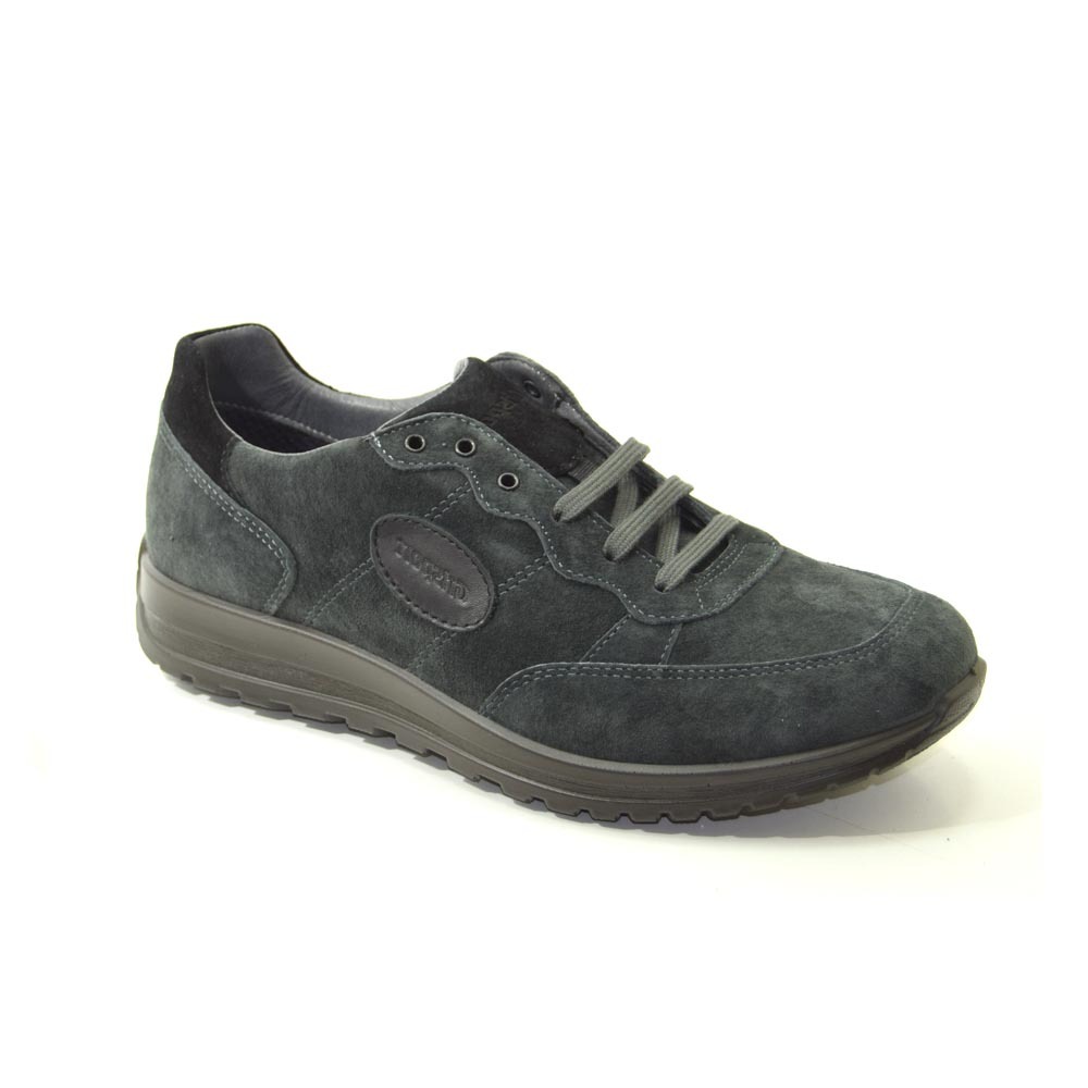 Scarpe a pianta larga comode