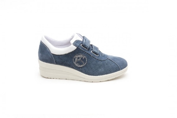 Sneakers colore jeans